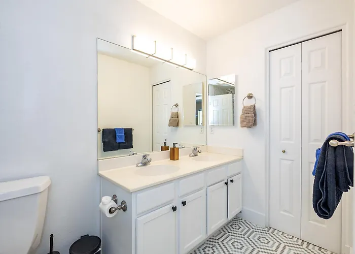 Mountain Jewel Modern Townhome In The Pines Great Location Near Downtown Villa Flagstaff